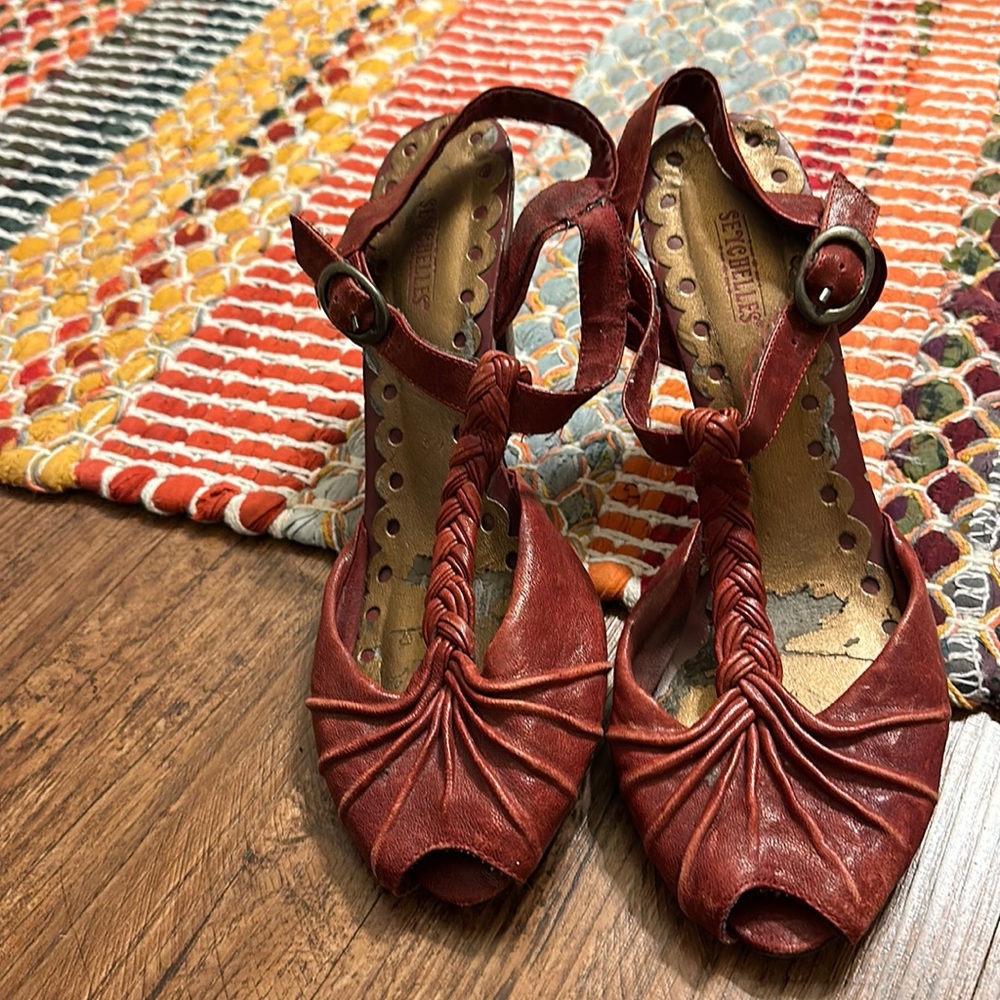 Seychelles Red Leather USA size 10, braided sexy heels